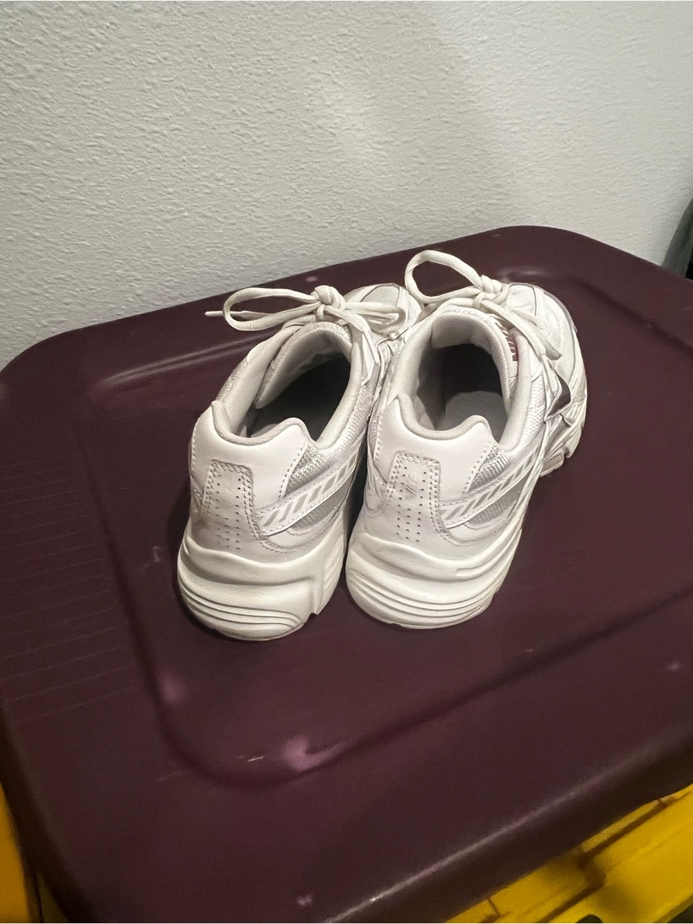 Nike Initiators - Picture 2 of 6